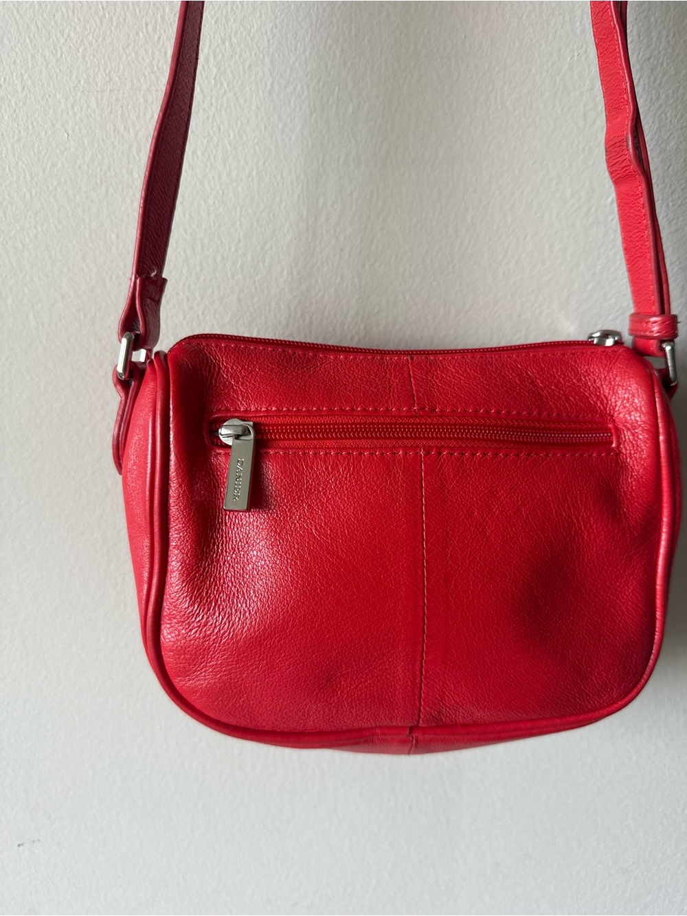 Danier Genuine Leather Red Crossbody Bag - Picture 4 of 9
